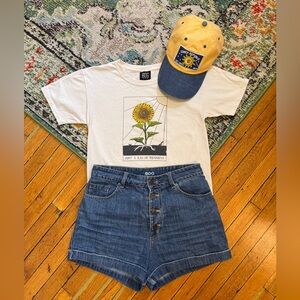 BDG / UO Sunflower Tee